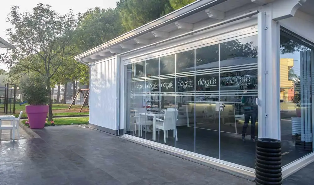 cortinas-cristal-comercios