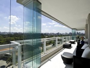 cortinas-cristal-plegadas tipos de cortinas de cristal
