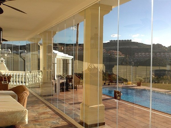 cerramiento de cristal en marbella